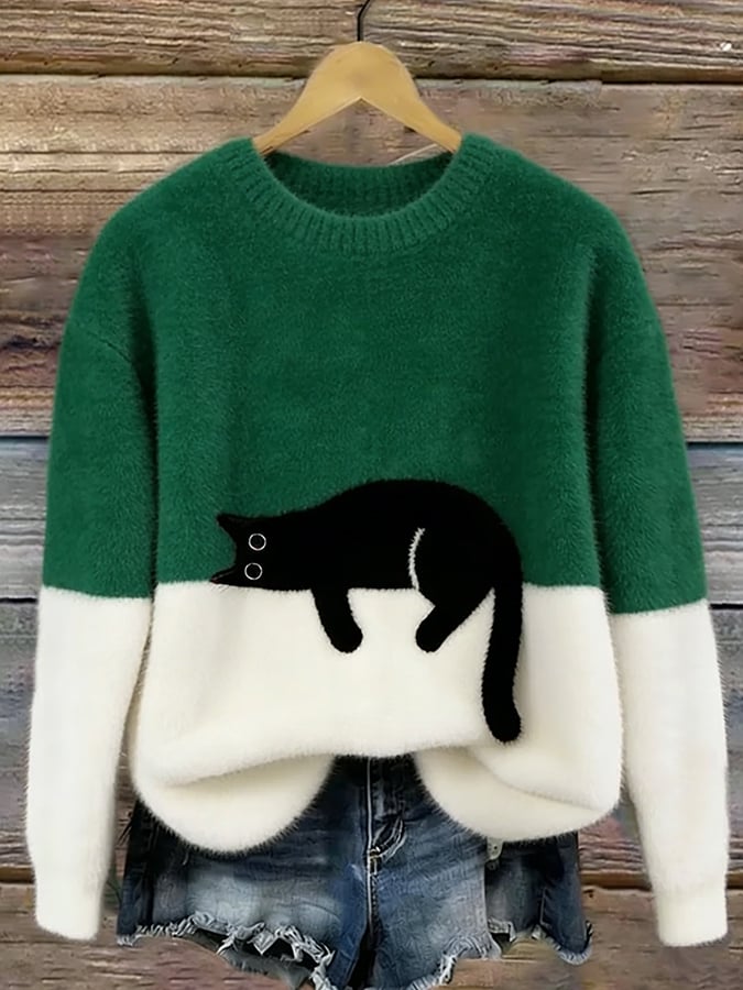 Women's cat print pullover sweater in green
