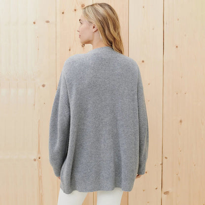 Women's oversized button-front cardigan in grey