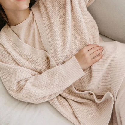 Women's oversized button-front cardigan in white