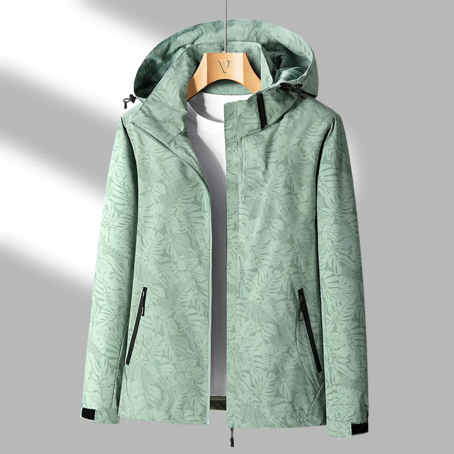 Women's waterproof windbreaker jacket in green